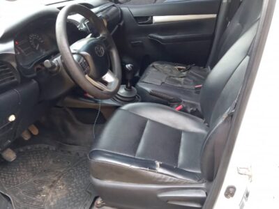 Vente d'une Toyota Hilux 4x4