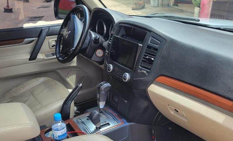 À vendre Mitsubishi PAJERO GLS