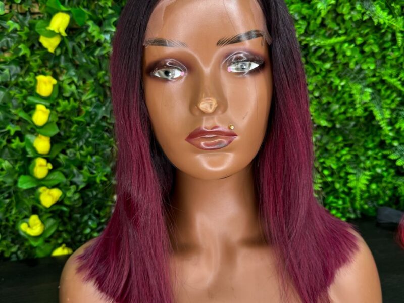 Vente des perruques vietnamiens