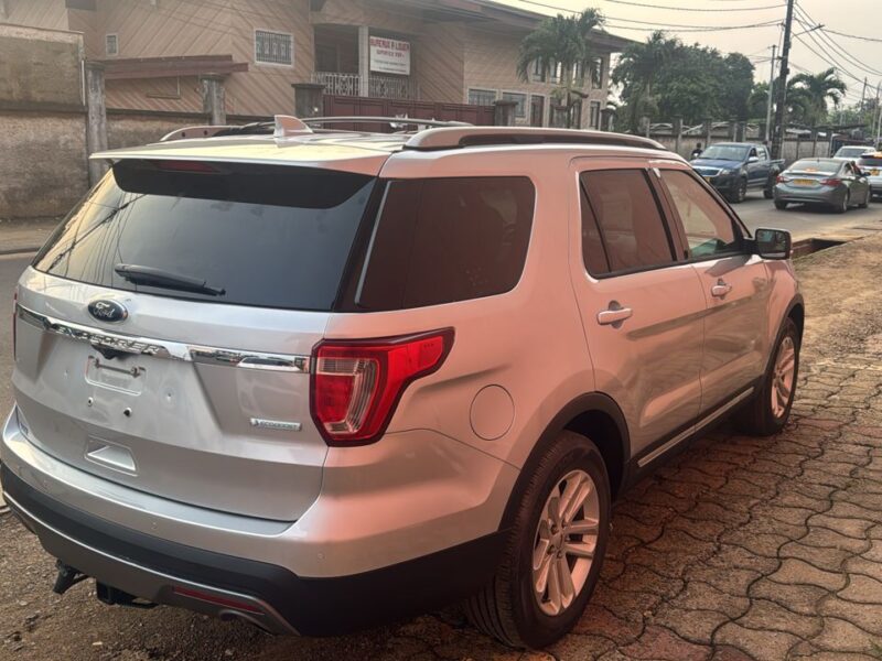 À vendre Ford explorer 2017