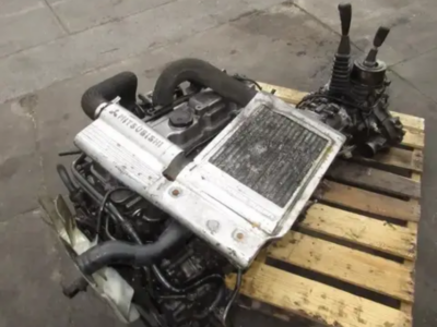 Moteur turbo 4M40 complet