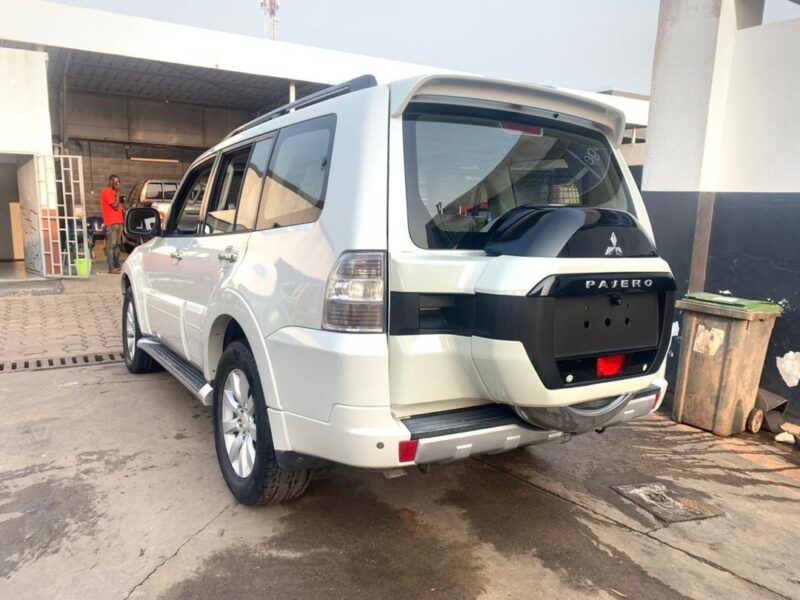 À vendre Mitsubishi Pajero GLS