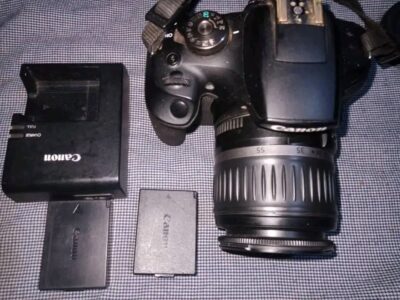 Appareil photo Pro canon Eos 2000D