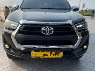 TOYOTA HILUX