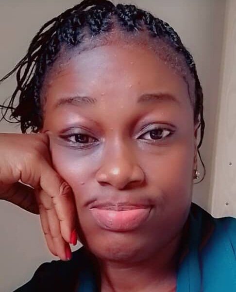 Heureux et joyeux anniversaire Christelle Nana