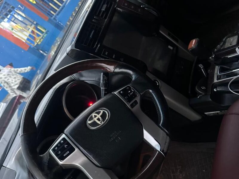 Toyota Prado VX