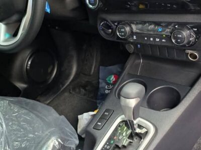 Toyota Hilux 2024 SR5