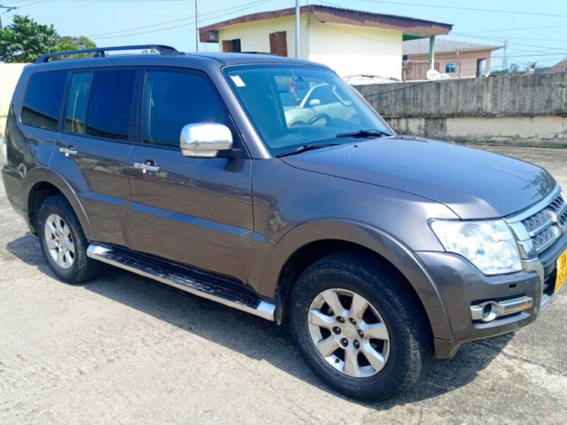 Pajero Mitsubishi GLS