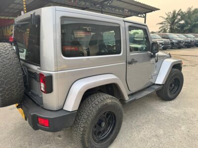 Jeep Wrangler Sahara