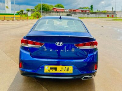 Hyundai Grand Sonata