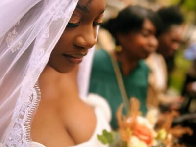 Tina convole en juste noces