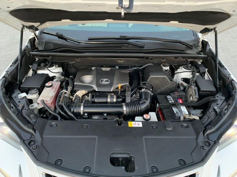 Lexus NX200t à vendre