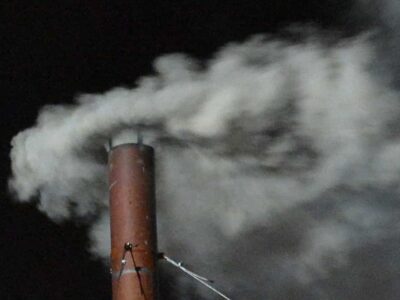 🔴 Election du nouveau Pape : Enfin la Fumée blanche !